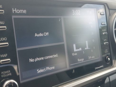 Used 2022 Toyota Tacoma SR5 w/ Technology Package image 23