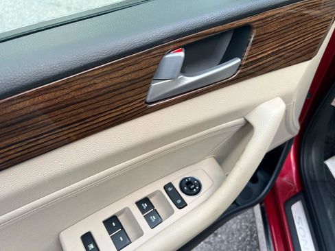 Used 2017 Hyundai Sonata Limited image 9