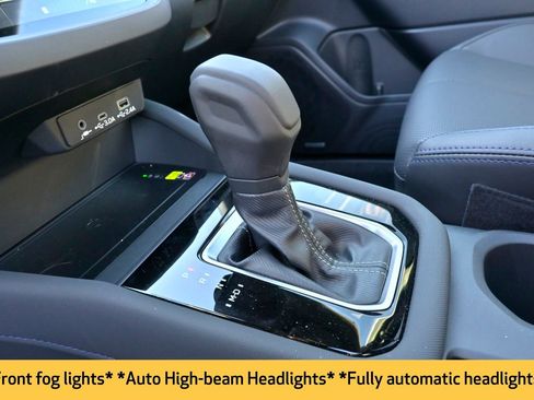 Used 2025 Subaru Forester Limited image 9