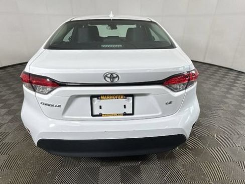 Used 2023 Toyota Corolla LE FWD image 4