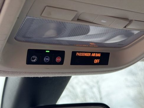 Used 2016 Chevrolet Cruze LT w/ Convenience Package image 17