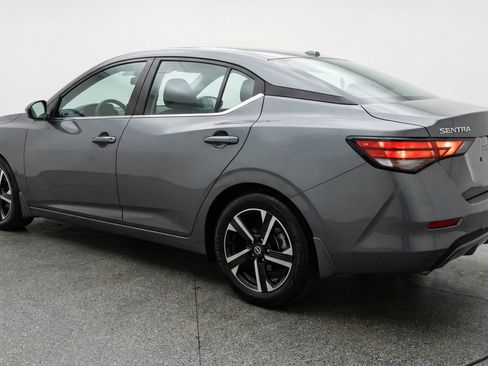 Used 2025 Nissan Sentra SV FWD image 6