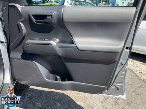Used 2023 Toyota Tacoma SR5 RWD image 61