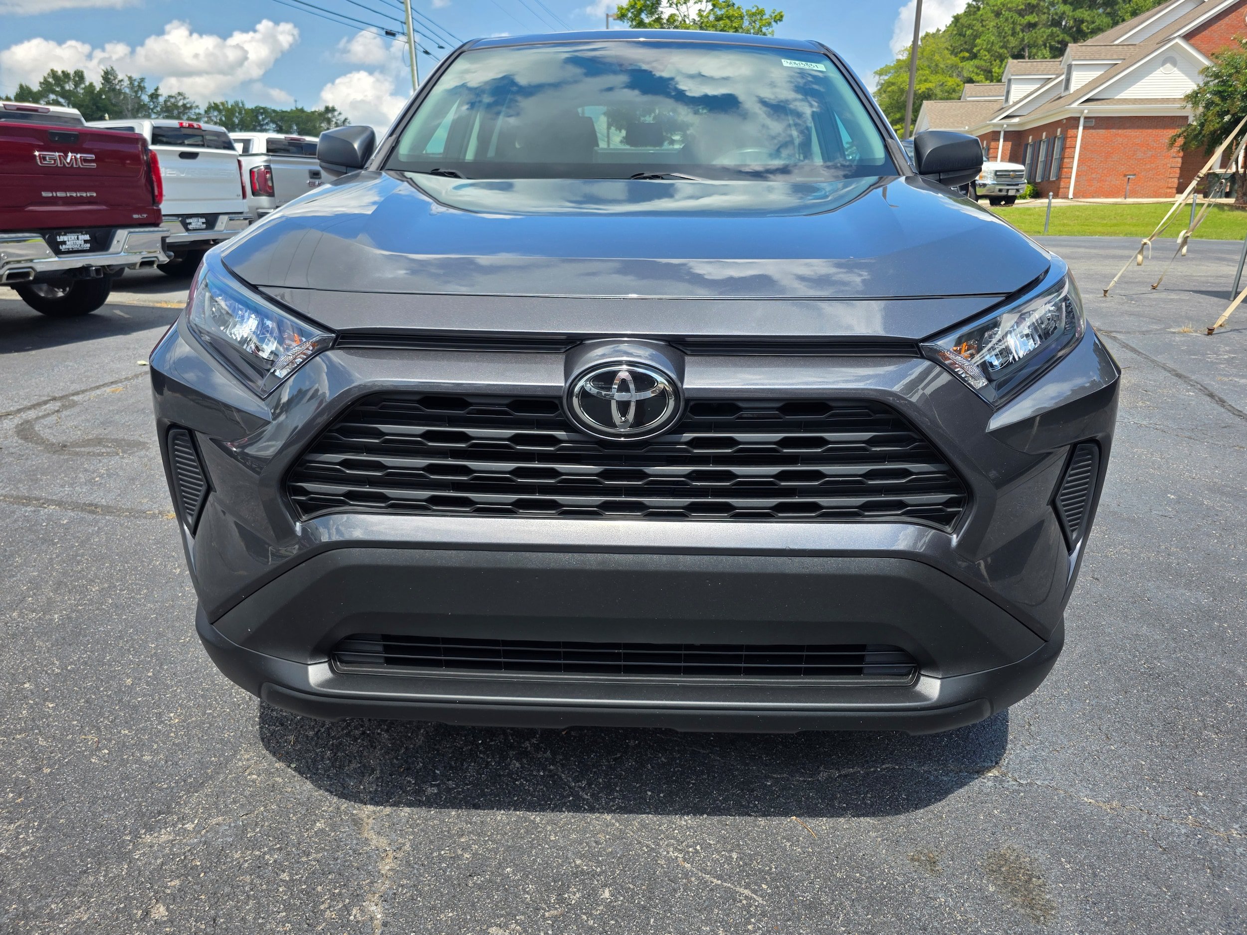 Used 2022 Toyota RAV4 LE w/ Carpet Mat Package (TMS) AWD/4WD image 2