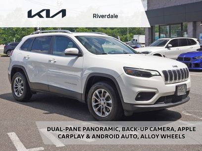 Used 2019 Jeep Cherokee Latitude Plus w/ Comfort/Convenience Group