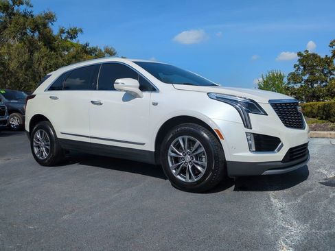 Used 2021 Cadillac XT5 Premium Luxury image 3