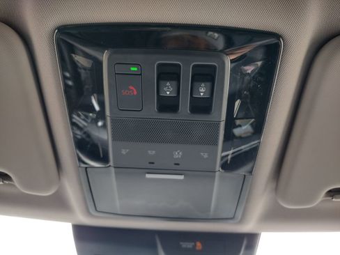 New 2026 Mitsubishi Outlander SEL image 25