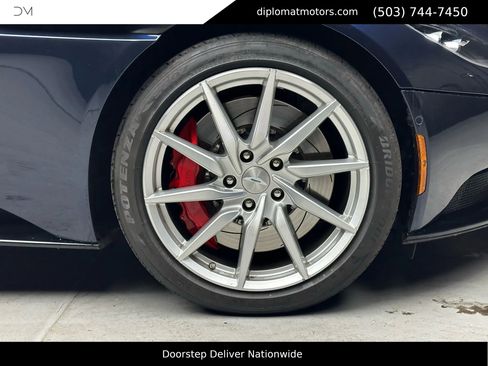 Used 2020 Aston Martin DB11 Coupe 2D image 39