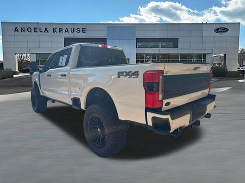 Used 2023 Ford F250 Platinum w/ FX4 Off-Road Package AWD/4WD image 6