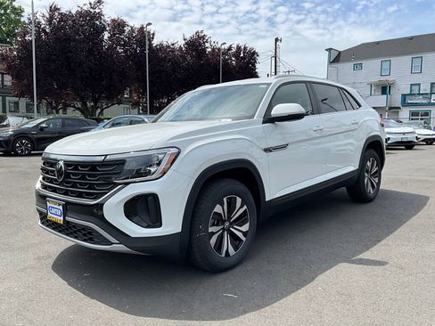 New 2025 Volkswagen Atlas Cross Sport SE image 4