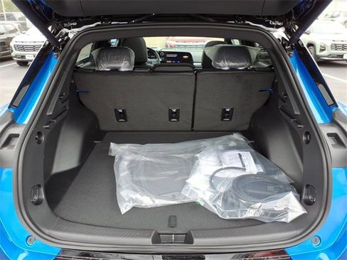 New 2026 Chevrolet Equinox EV RS image 4