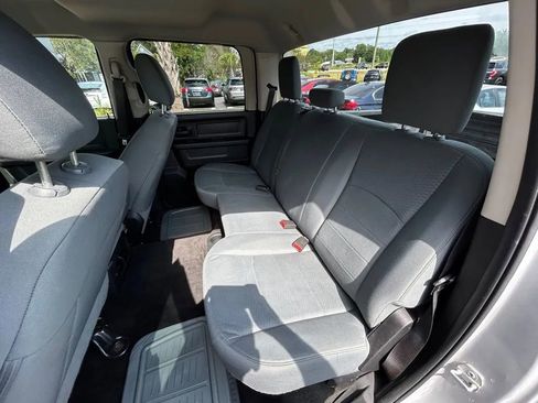Used 2015 RAM 1500 Express image 11