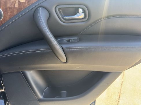 Used 2019 INFINITI QX80 Luxe image 27
