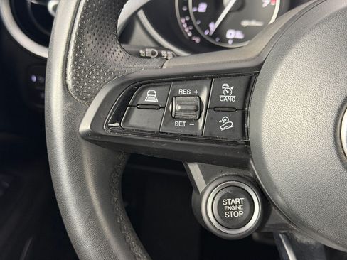 Used 2023 Alfa Romeo Stelvio Sprint RWD image 15