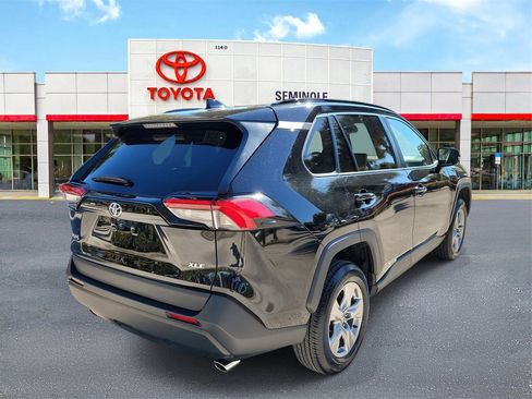 Used 2024 Toyota RAV4 XLE image 3