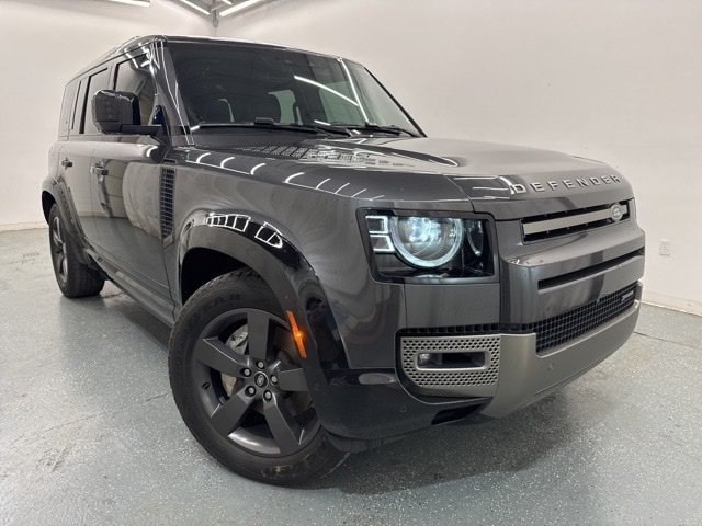 Used 2023 Land Rover Defender 110 X-Dynamic SE AWD/4WD image 2