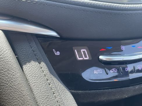 Used 2019 Cadillac XT5 Luxury AWD/4WD image 22