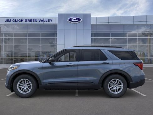 New 2026 Ford Explorer Active RWD image 3