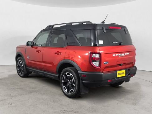 Used 2022 Ford Bronco Sport Outer Banks AWD/4WD image 3