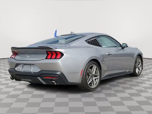 Certified 2024 Ford Mustang Coupe image 4