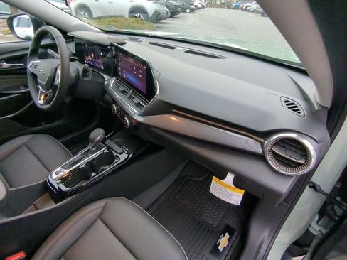 New 2026 Chevrolet Trax ACTIV w/ Sunroof Package image 46