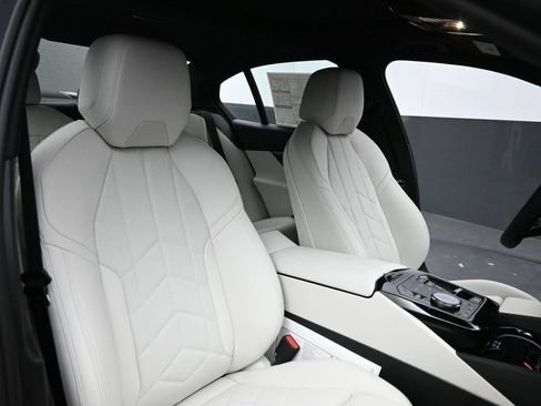 New 2026 BMW 530i w/ M Sport Package image 22