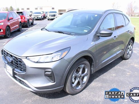 Used 2024 Ford Escape ST-Line w/ Cold Weather Package image 3