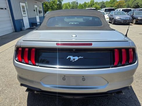 Used 2020 Ford Mustang Premium RWD image 6