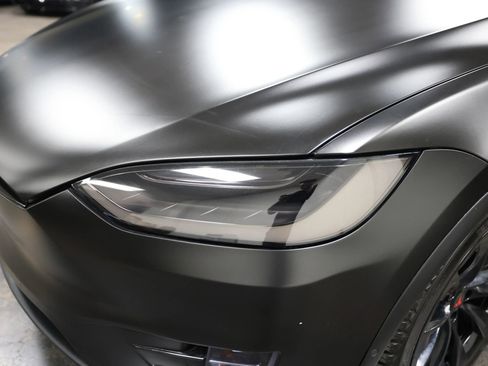 Used 2016 Tesla Model X Performance image 11