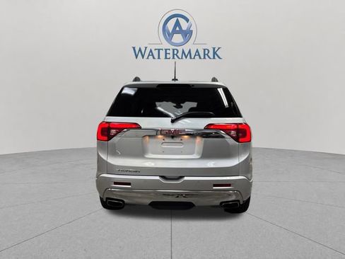 Used 2019 GMC Acadia Denali w/ Technology Package FWD image 4