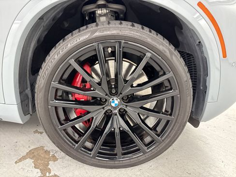 Used 2024 BMW X5 M60i AWD/4WD image 12