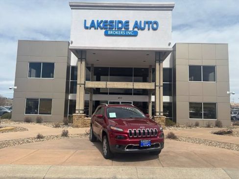 Used 2017 Jeep Cherokee Limited AWD/4WD image 1