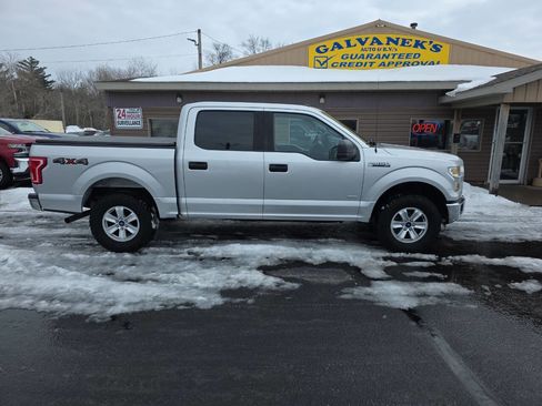 Used 2016 Ford F150 XLT image 5