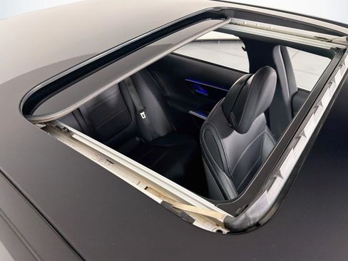 Used 2022 Mercedes-Benz C 300 Sedan image 22