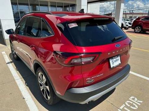 Used 2023 Ford Escape Platinum w/ Premium Technology Package AWD/4WD image 4