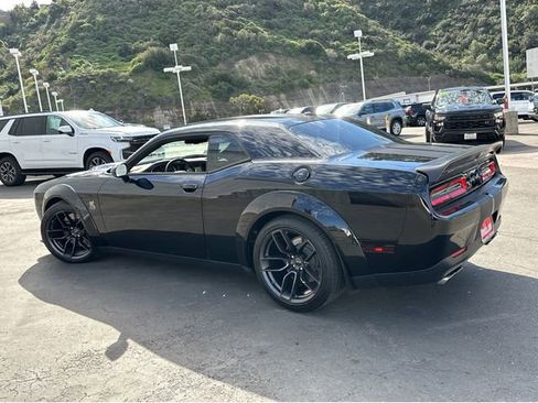 Used 2019 Dodge Challenger R/T Scat Pack image 3