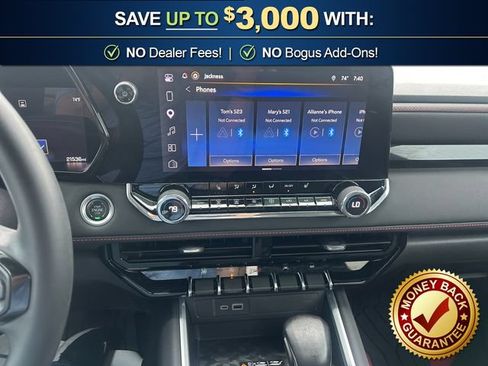 Used 2024 Chevrolet Colorado Z71 w/ Z71 Convenience Package 2 AWD/4WD image 26