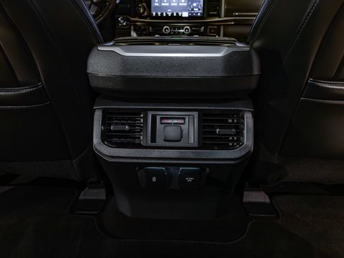 Used 2024 Ford F150 Platinum w/ Equipment Group 702A High AWD/4WD image 28