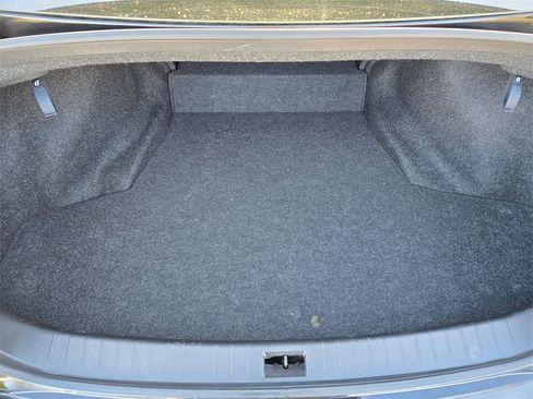 Used 2022 INFINITI Q50 Sensory image 9