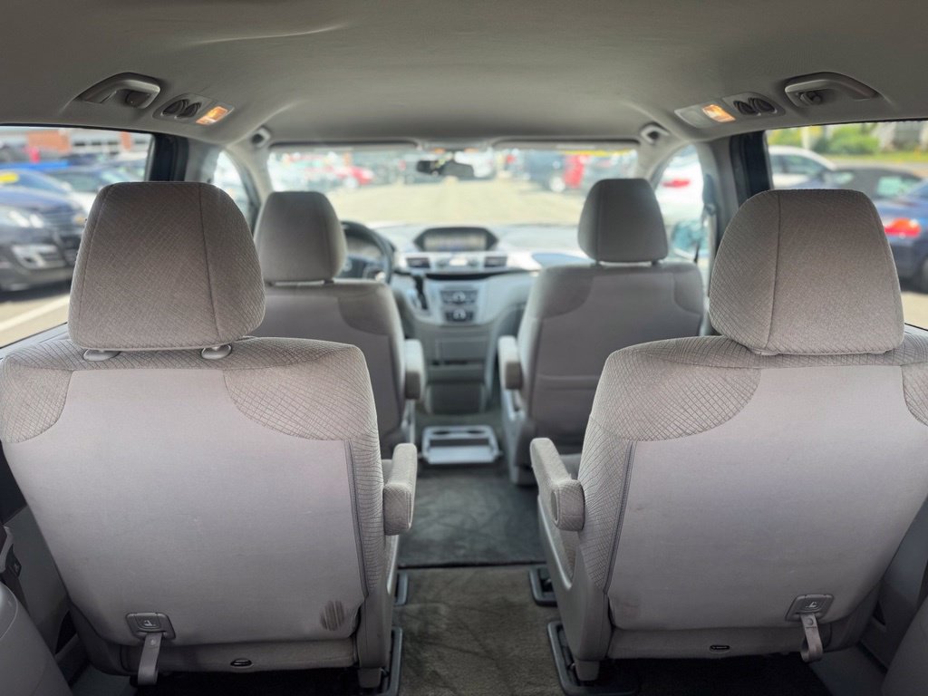 Used 2015 Honda Odyssey LX image 25
