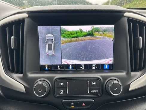 Used 2022 GMC Terrain SLT w/ Tech Package AWD/4WD image 16