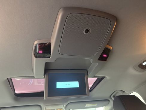 Used 2021 Honda Odyssey Touring image 31