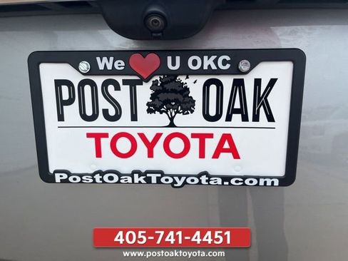 Used 2022 Ford Explorer XLT AWD/4WD image 9