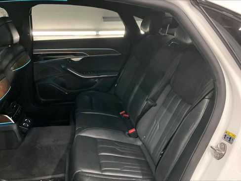 Used 2021 Audi A8 L 3.0T w/ Executive Plus Package image 28