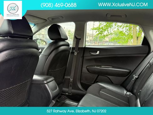Used 2019 Kia Optima S FWD image 28
