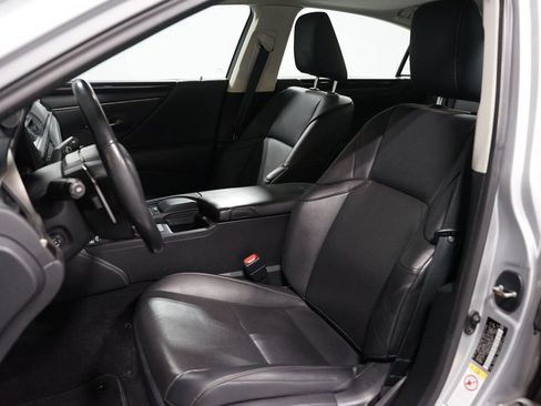 Used 2019 Lexus ES 350 F Sport image 6