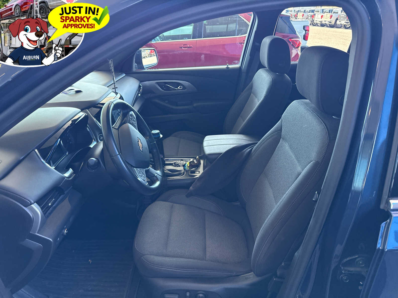 Used 2023 Chevrolet Traverse LT AWD/4WD image 5