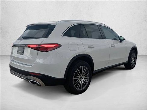Used 2026 Mercedes-Benz GLC 300 image 6