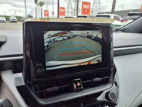 Certified 2025 Toyota Corolla SE w/ Convenience Package FWD image 23