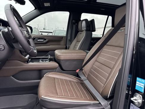 New 2026 GMC Yukon Denali Ultimate image 11